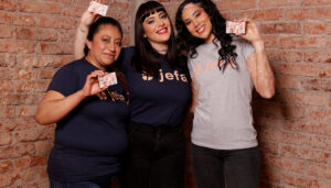 Women running Jefa